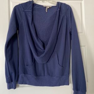 Closet clean out! BCBG lightweight sweatshirt, $7